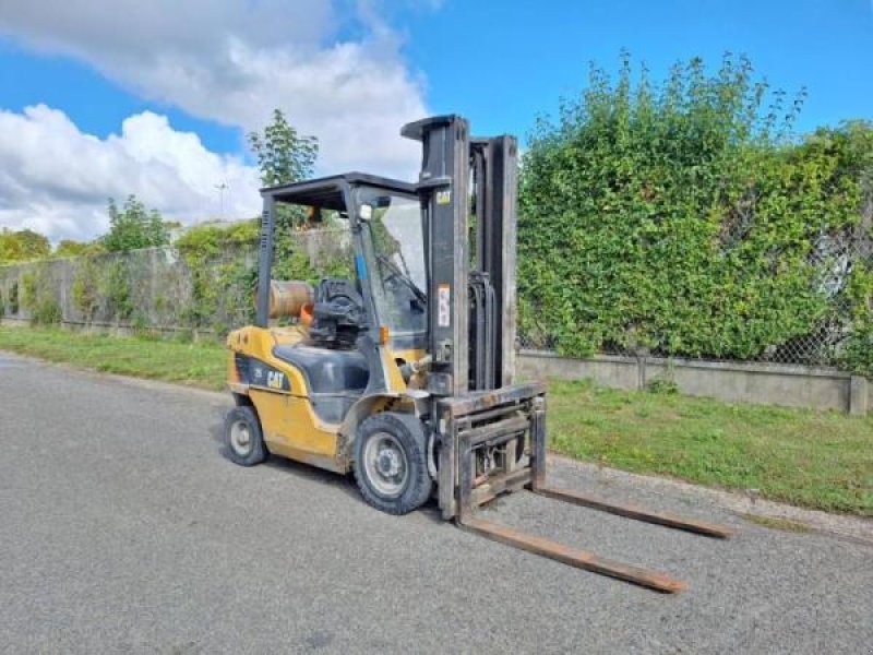 Teleskoplader typu Caterpillar GP25NTD, Gebrauchtmaschine v senlis (Obrázok 2)