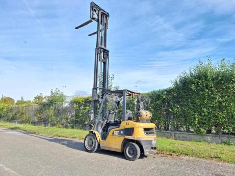 Teleskoplader del tipo Caterpillar GP30NTD, Gebrauchtmaschine en senlis (Imagen 11)