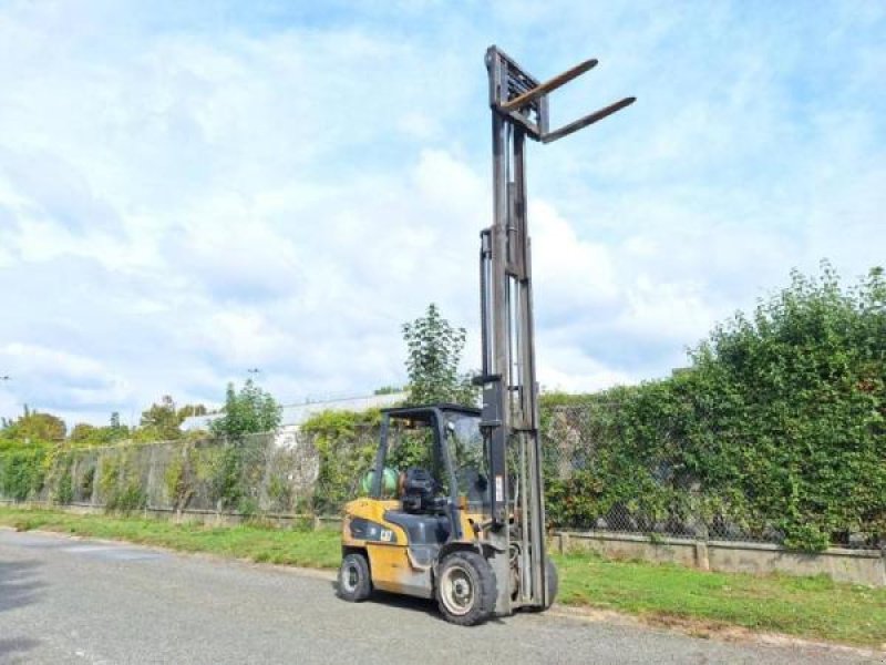 Teleskoplader del tipo Caterpillar GP30NTD, Gebrauchtmaschine en senlis (Imagen 8)