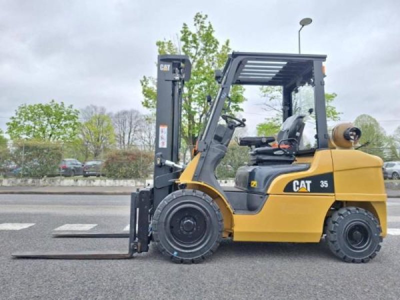 Teleskoplader del tipo Caterpillar GP35 NTD, Gebrauchtmaschine en senlis (Imagen 2)