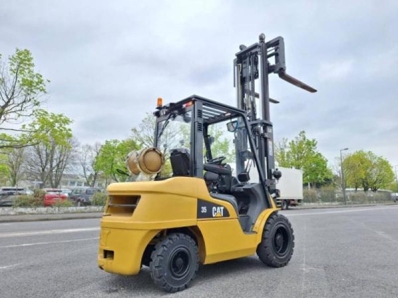 Teleskoplader des Typs Caterpillar GP35 NTD, Gebrauchtmaschine in senlis (Bild 11)