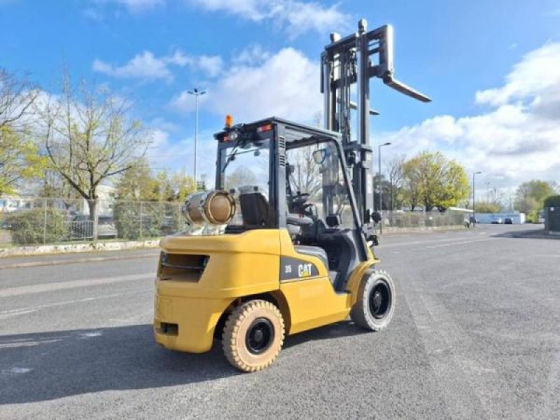 Teleskoplader typu Caterpillar GP35 NTD, Gebrauchtmaschine v senlis (Obrázok 11)