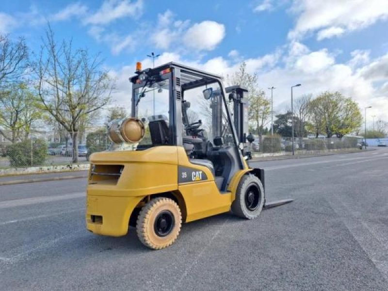 Teleskoplader typu Caterpillar GP35 NTD, Gebrauchtmaschine v senlis (Obrázok 3)