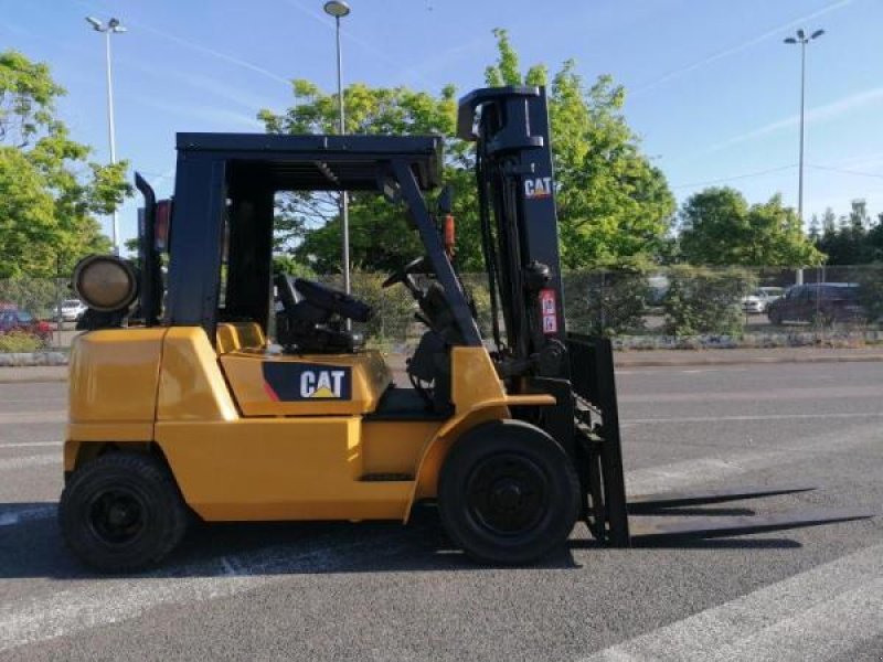 Teleskoplader typu Caterpillar GP40KL, Gebrauchtmaschine w senlis (Zdjęcie 3)