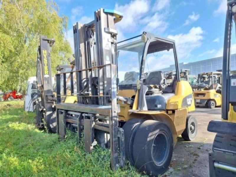 Teleskoplader a típus Caterpillar GP40N, Gebrauchtmaschine ekkor: senlis (Kép 2)