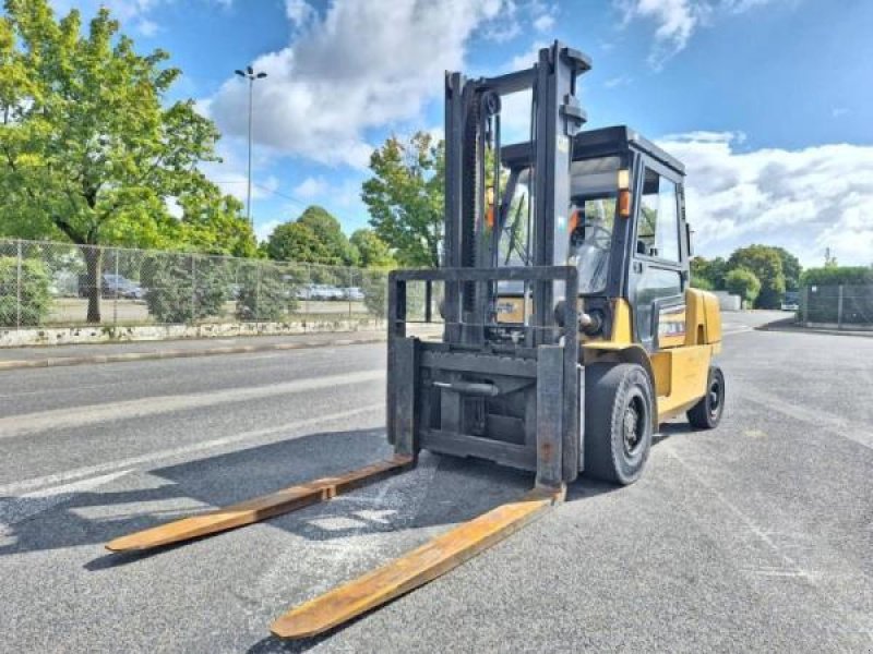 Teleskoplader van het type Caterpillar GP50K, Gebrauchtmaschine in senlis (Foto 2)