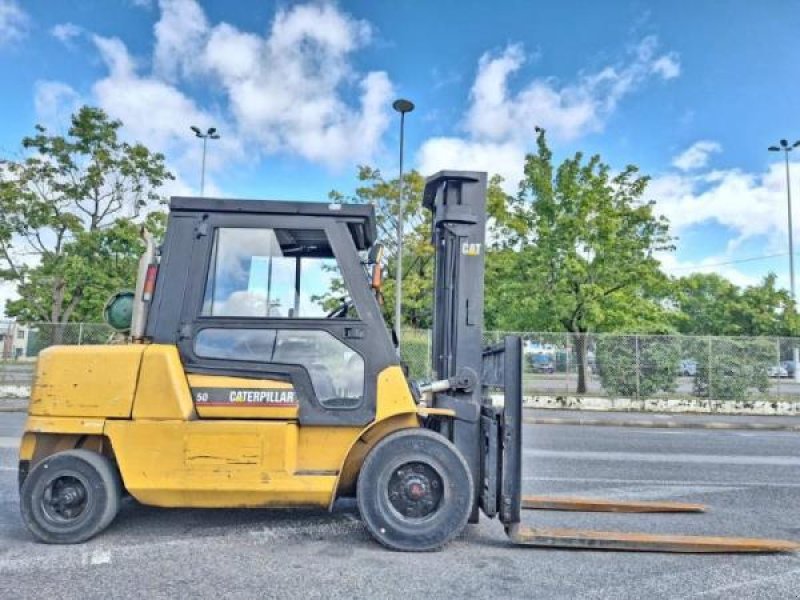 Teleskoplader del tipo Caterpillar GP50K, Gebrauchtmaschine en senlis (Imagen 3)