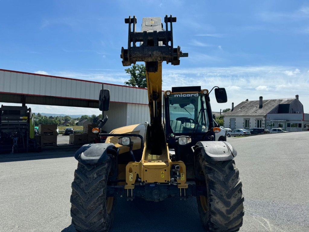 Teleskoplader des Typs Caterpillar TH 357D -  DESTOCKAGE, Gebrauchtmaschine in GUERET (Bild 11)