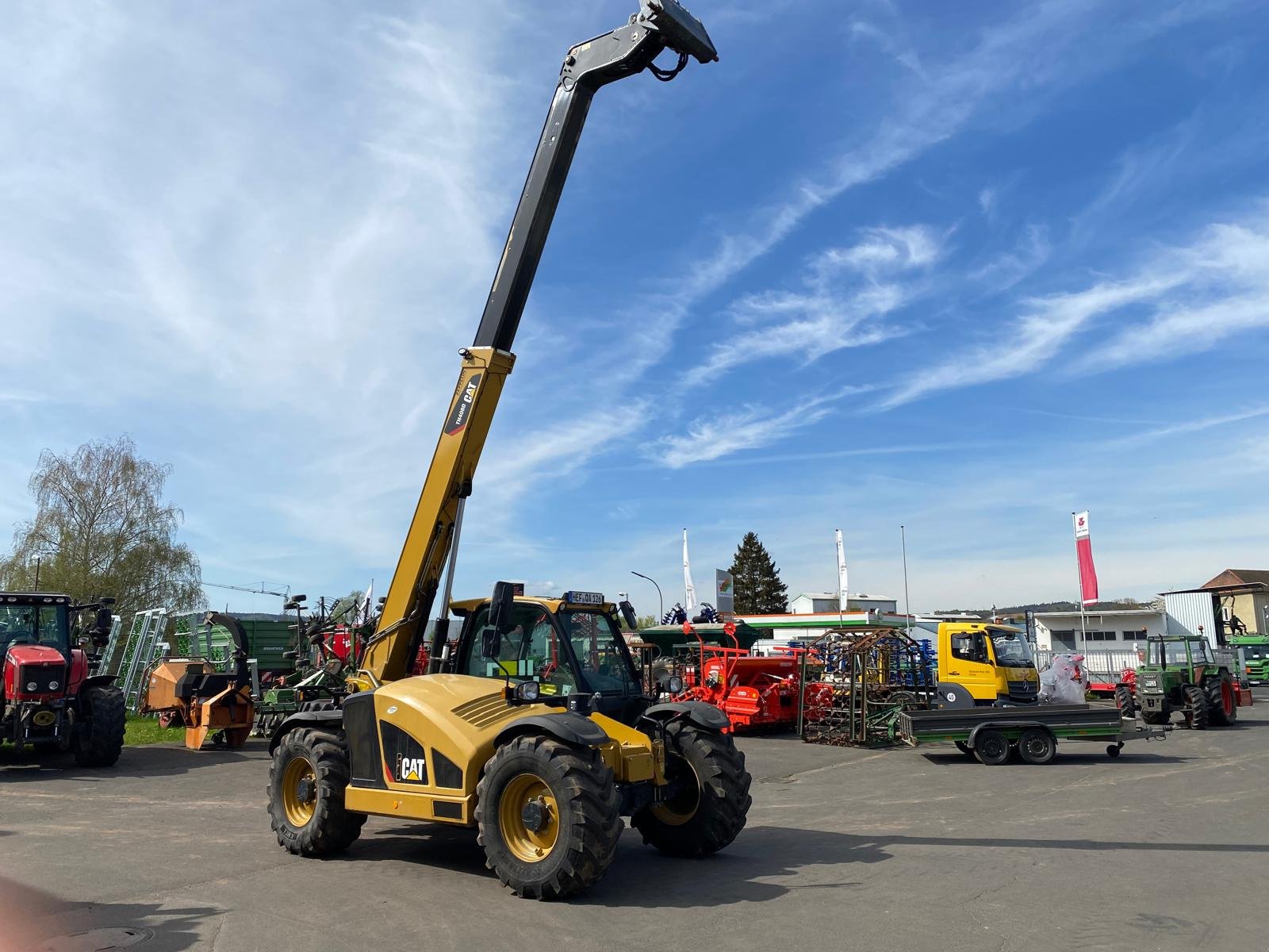 Teleskoplader typu Caterpillar TH 408 D, Gebrauchtmaschine w Bad Hersfeld (Zdjęcie 8)