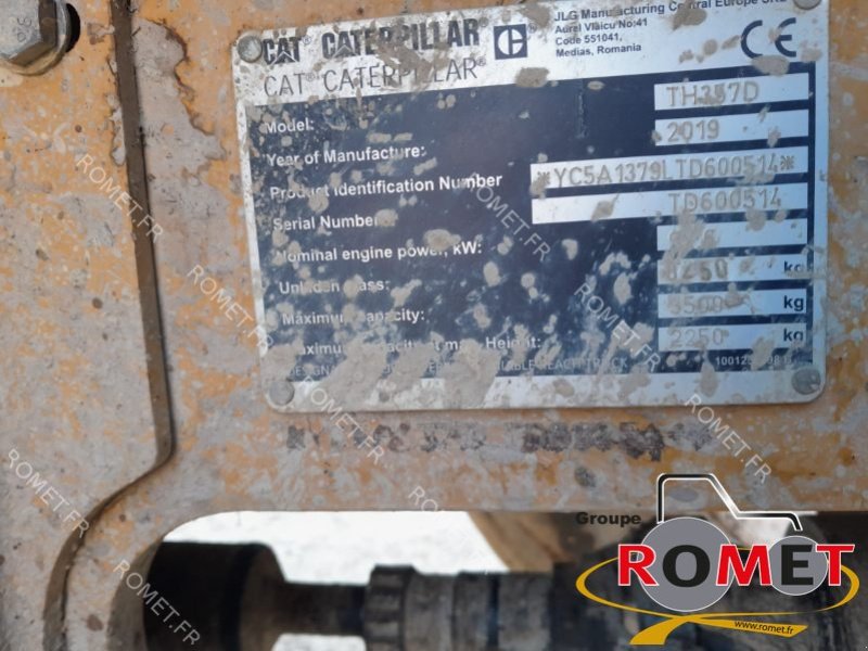 Teleskoplader типа Caterpillar TH357D, Gebrauchtmaschine в Gennes sur glaize (Фотография 6)