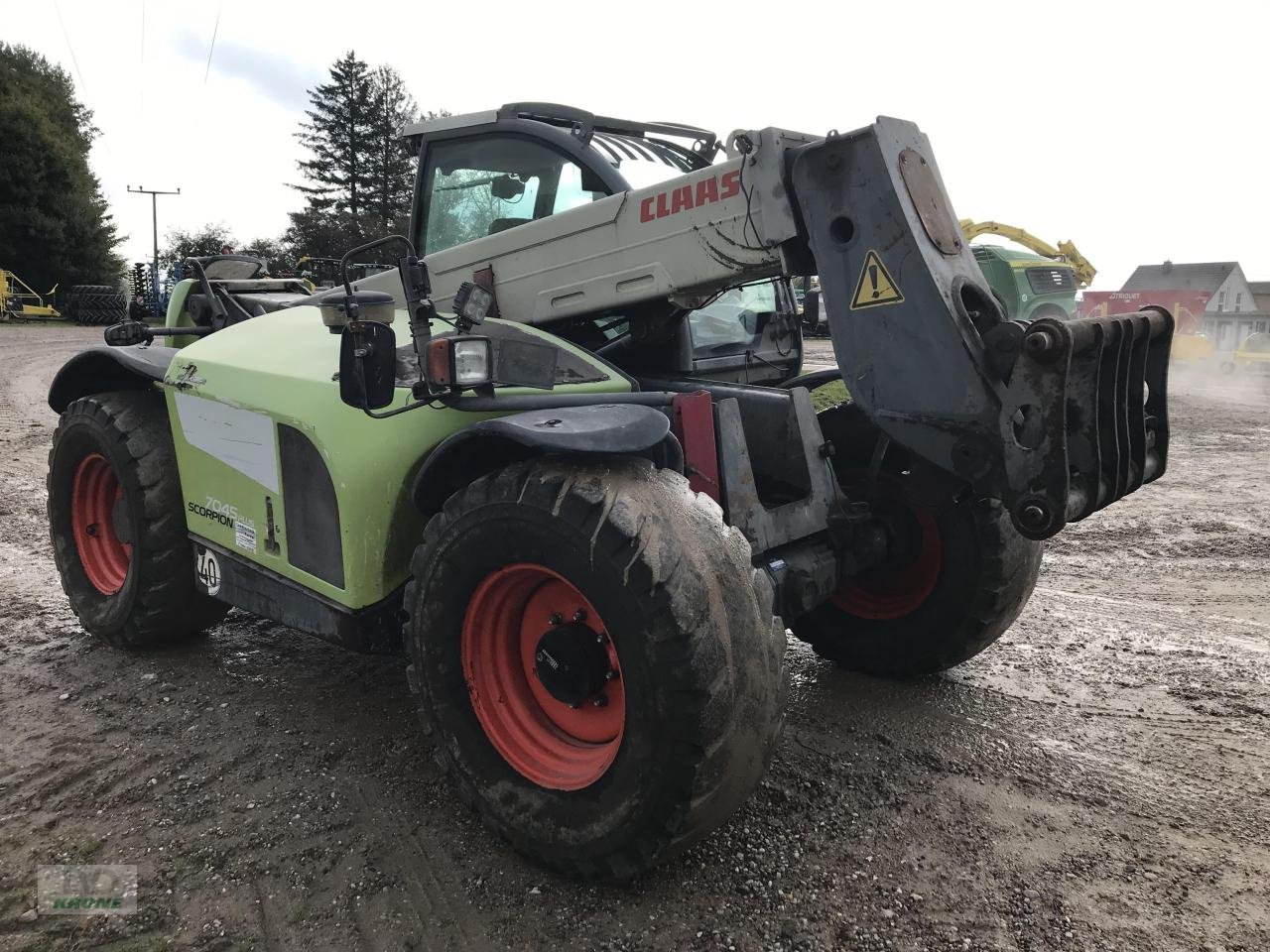 Teleskoplader des Typs CLAAS 7045 Plus, Gebrauchtmaschine in Alt-Mölln (Bild 2)