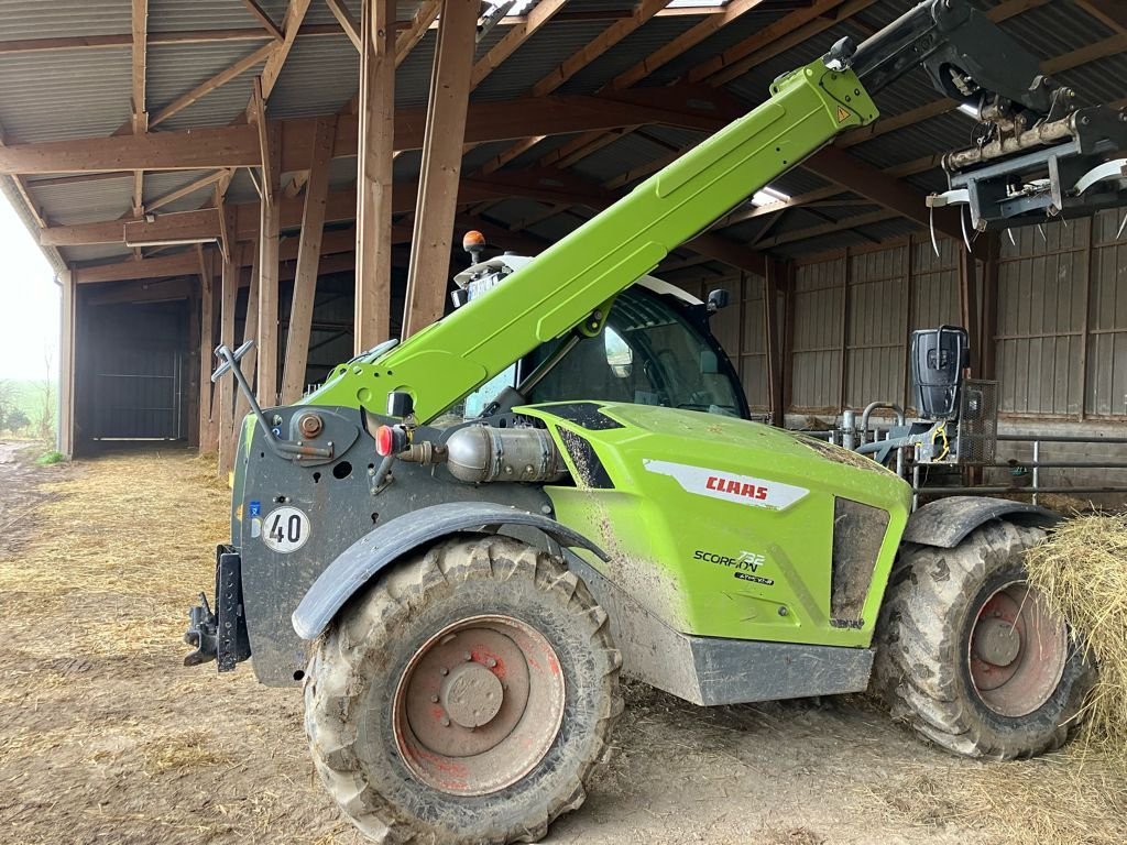 Teleskoplader del tipo CLAAS 732 VARIPOWER, Gebrauchtmaschine en SAINTE GENEVIEVE SUR AGENCE (Imagen 1)