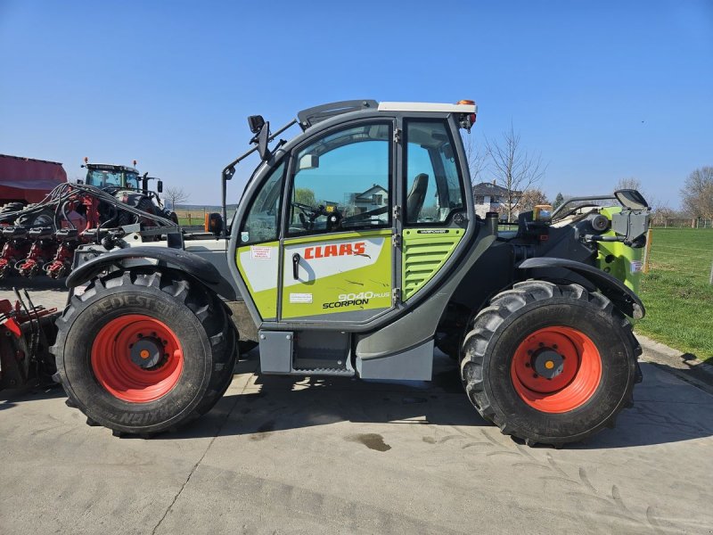 Teleskoplader du type CLAAS 9040 plus, Gebrauchtmaschine en Sieget in der Wart (Photo 1)