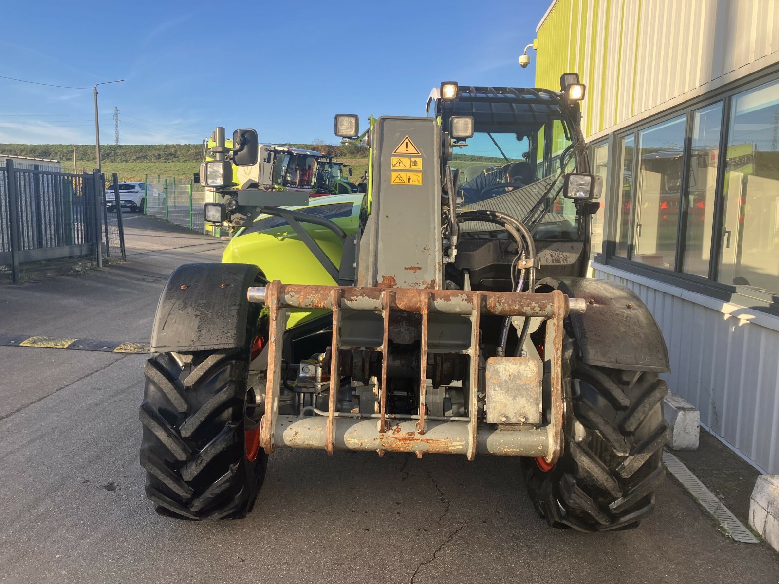 Teleskoplader typu CLAAS CLAAS SCORPION 732, Gebrauchtmaschine w BLENDECQUES (Zdjęcie 4)