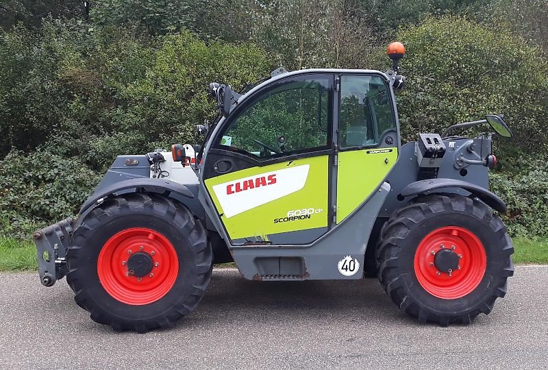 Teleskoplader des Typs CLAAS Scorpion 6030 CP, Gebrauchtmaschine in Itterbeck (Bild 2)