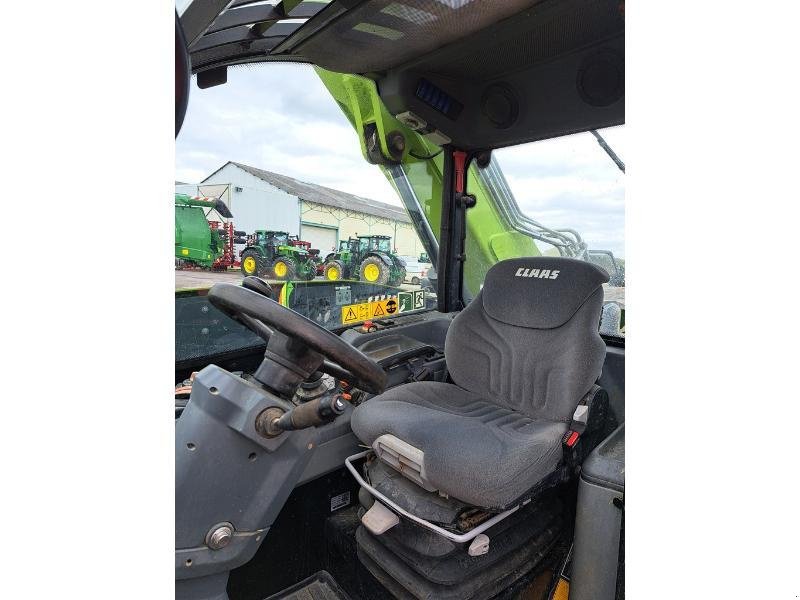 Teleskoplader van het type CLAAS SCORPION 635, Gebrauchtmaschine in SAINT-GERMAIN DU PUY (Foto 8)