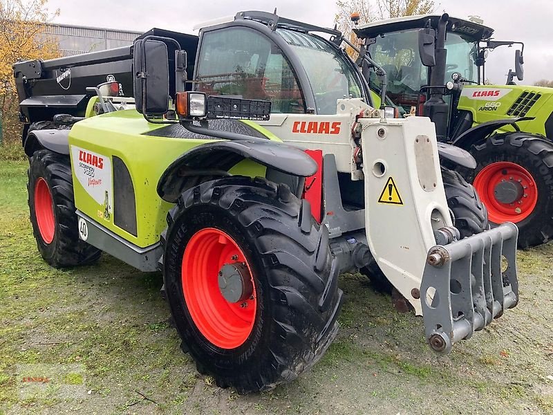 Teleskoplader del tipo CLAAS Scorpion 7030 Varipower, Gebrauchtmaschine In Schwülper (Immagine 3)