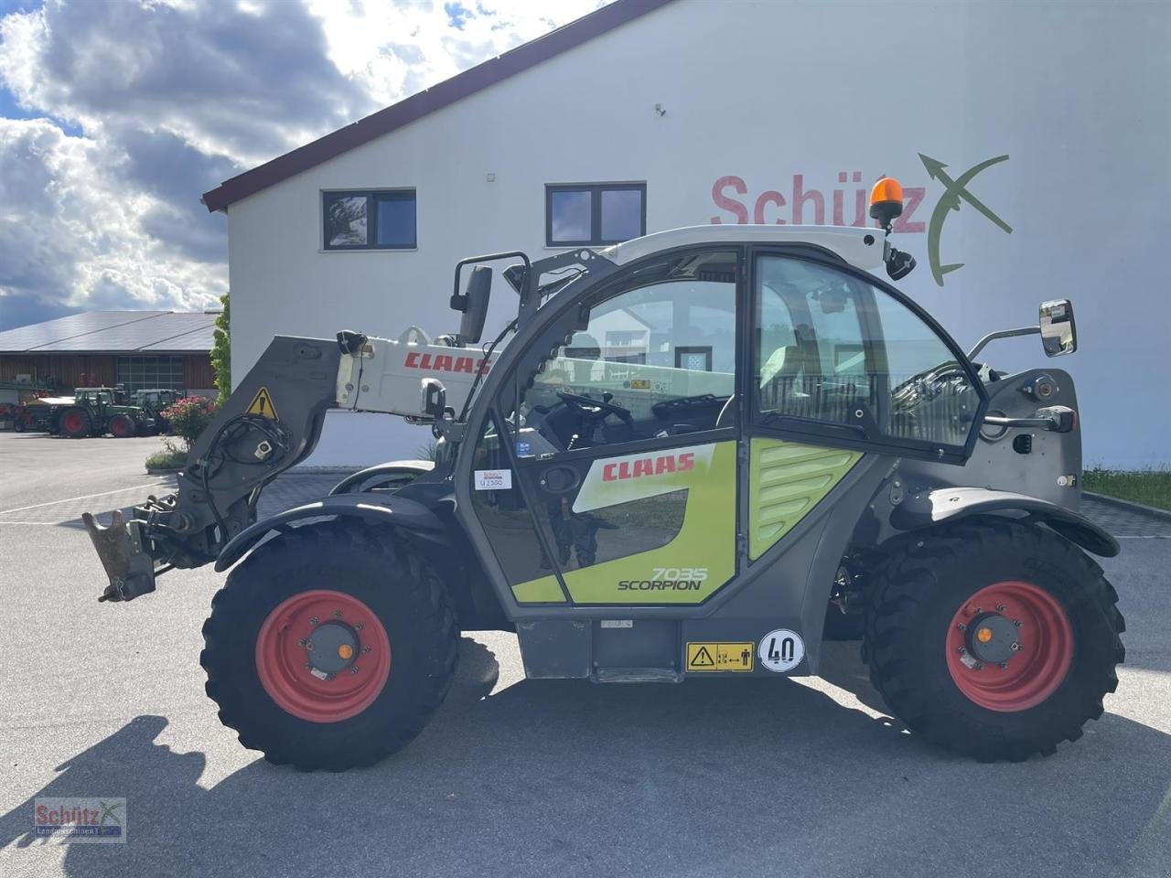 Teleskoplader des Typs CLAAS Scorpion 7035 Teleskoplader, Gebrauchtmaschine in Schierling (Bild 2)