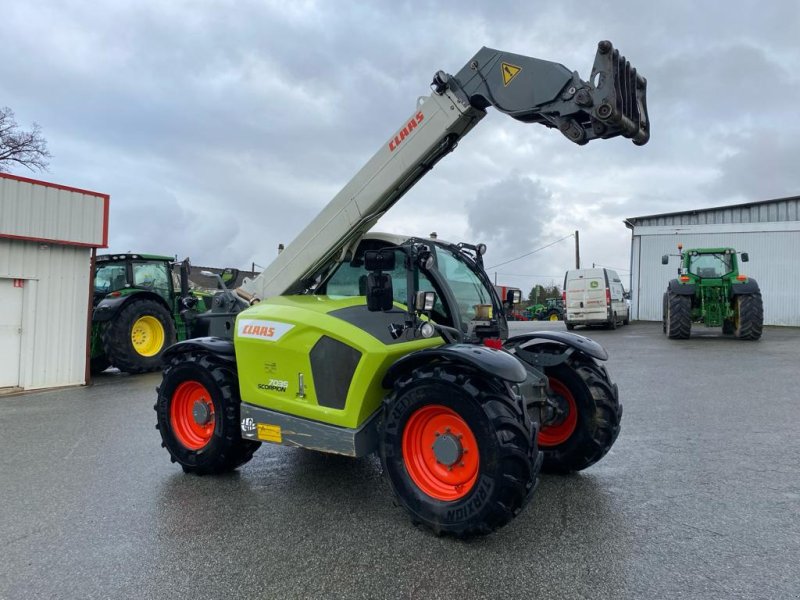 Teleskoplader des Typs CLAAS SCORPION 7035, Gebrauchtmaschine in GUERET (Bild 1)