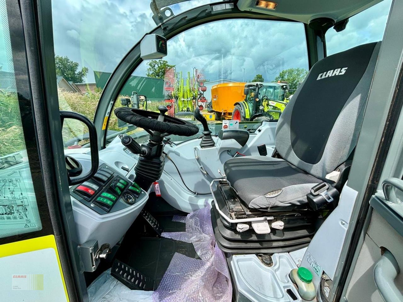 Teleskoplader tip CLAAS SCORPION 7040 VARIPOWER, Klima, Druckluft, Gebrauchtmaschine in Westerstede (Poză 8)