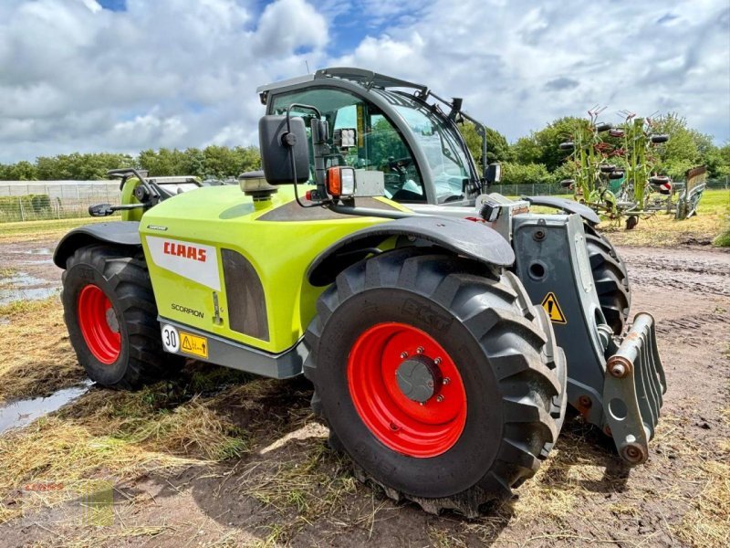 Teleskoplader des Typs CLAAS SCORPION 7040 VARIPOWER, Klima, Druckluft, Gebrauchtmaschine in Westerstede (Bild 2)