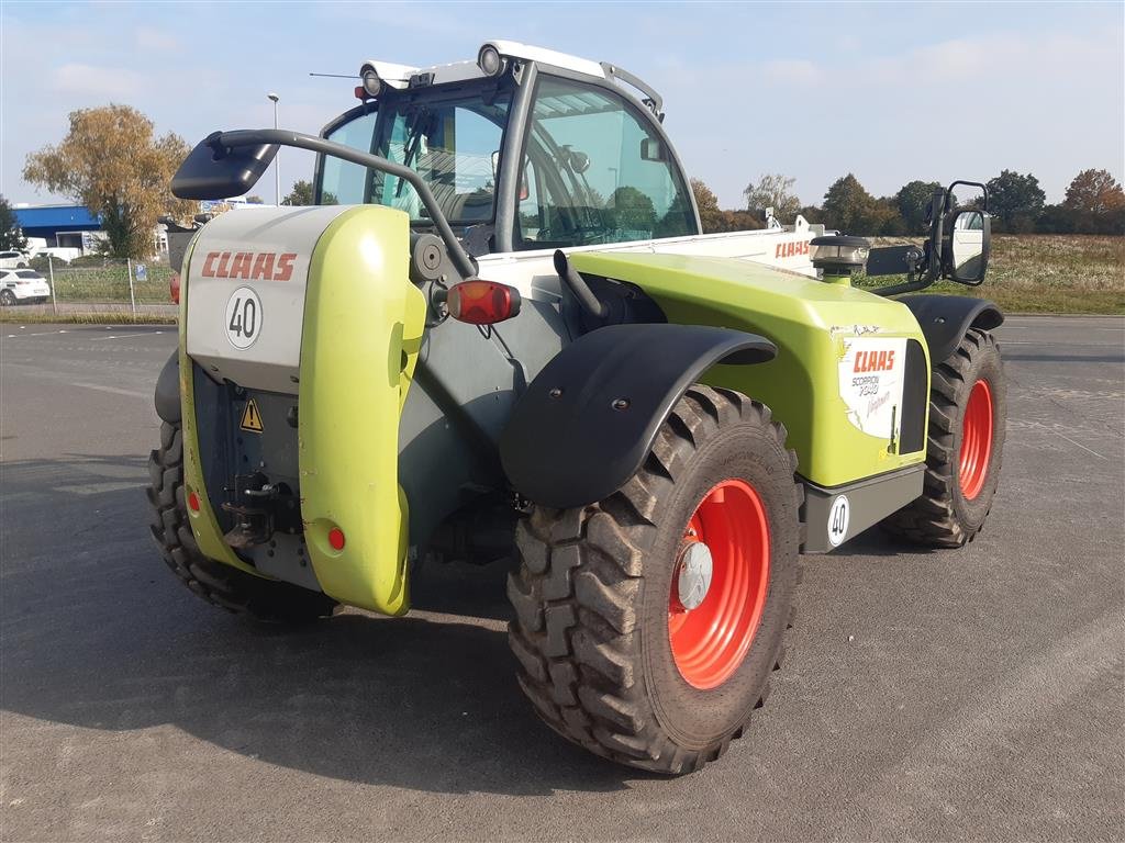 Teleskoplader van het type CLAAS Scorpion 7040 VP, Gebrauchtmaschine in Grimma (Foto 7)