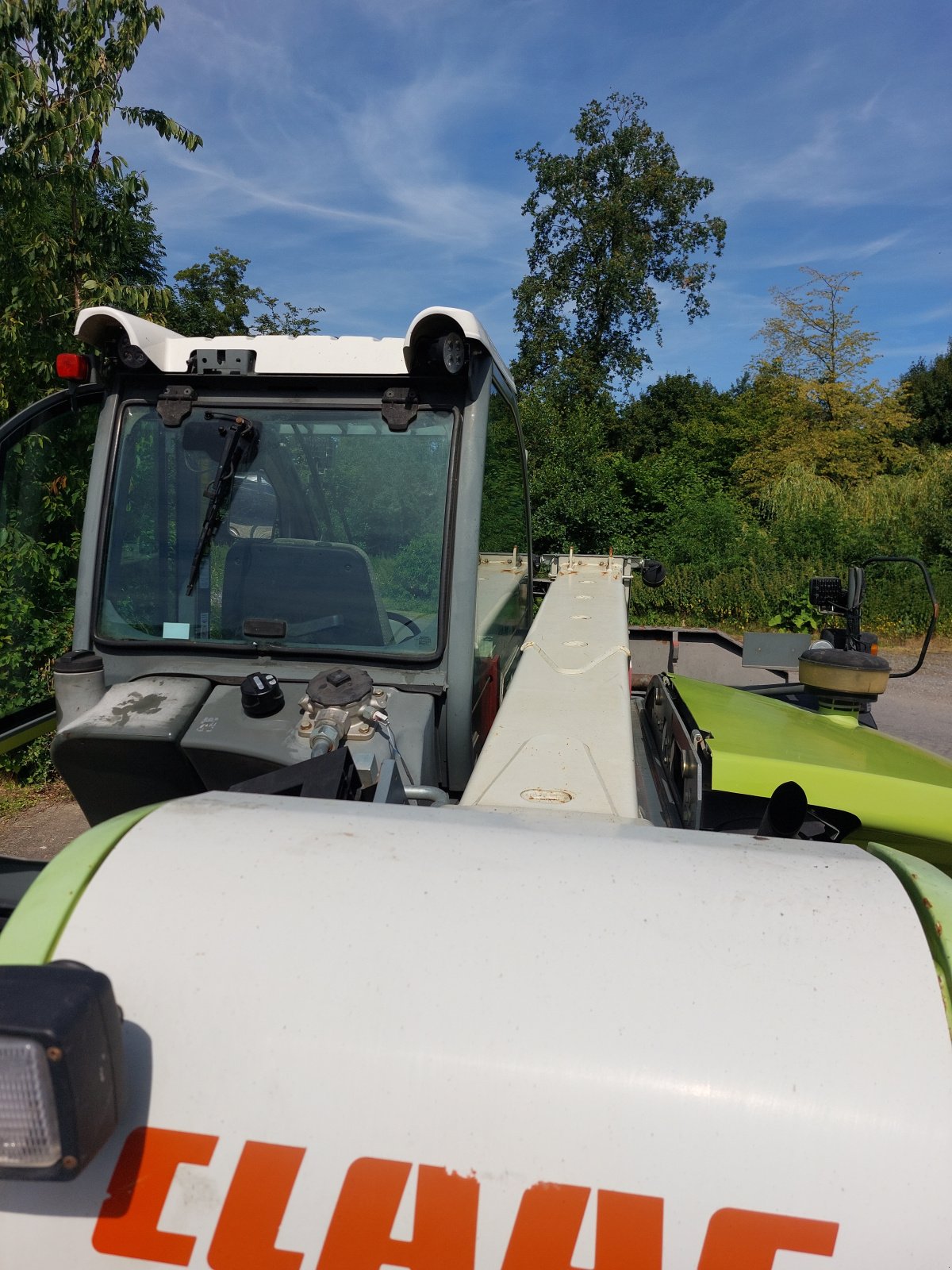 Teleskoplader of the type CLAAS Scorpion 7040 VP, Gebrauchtmaschine in Oelde (Picture 9)