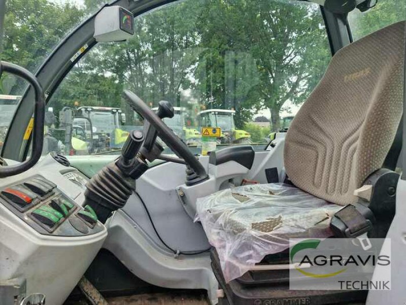 Teleskoplader del tipo CLAAS SCORPION 7040, Gebrauchtmaschine en Melle-Wellingholzhausen (Imagen 8)