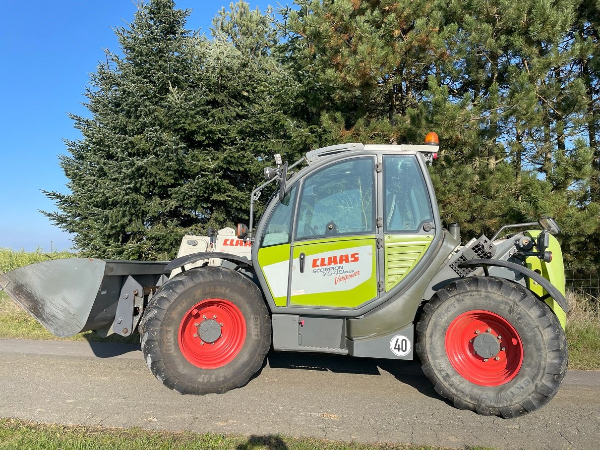 Teleskoplader typu CLAAS Scorpion 7040, Gebrauchtmaschine w Michelsneukirchen (Zdjęcie 1)