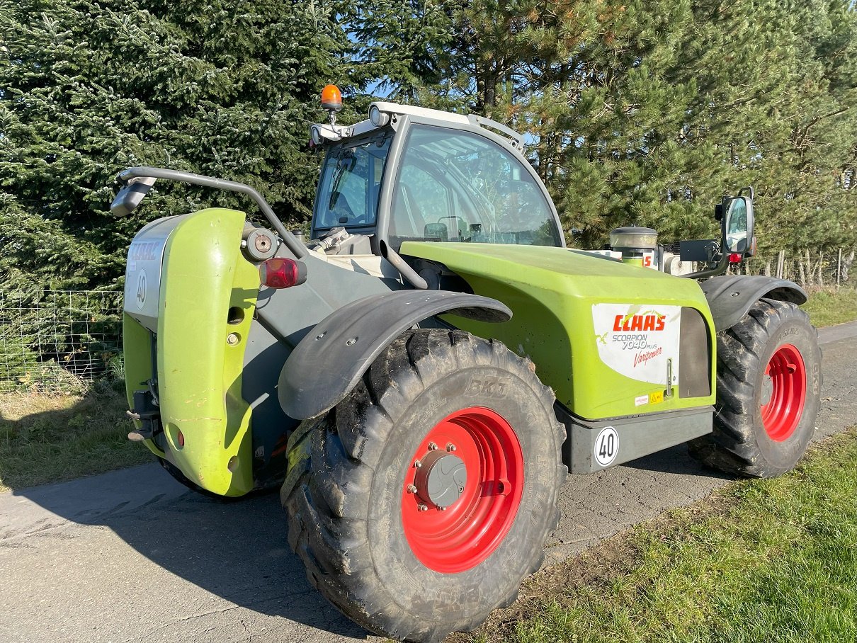 Teleskoplader typu CLAAS Scorpion 7040, Gebrauchtmaschine w Michelsneukirchen (Zdjęcie 2)