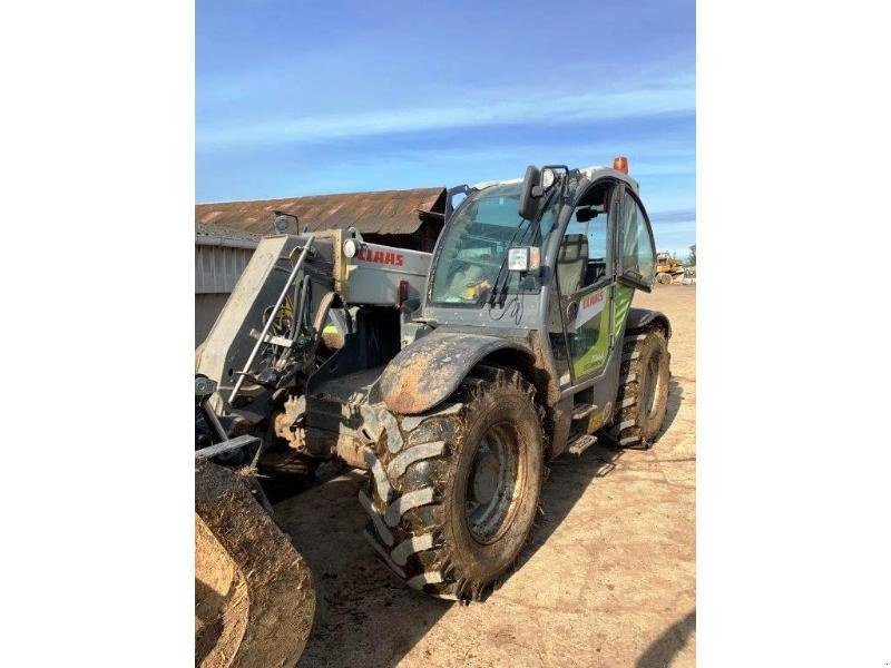 Teleskoplader del tipo CLAAS SCORPION 7044, Gebrauchtmaschine en SAINT-GERMAIN DU PUY (Imagen 1)