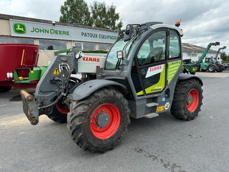 Teleskoplader tip CLAAS SCORPION 7044, Gebrauchtmaschine in Wargnies Le Grand (Poză 1)