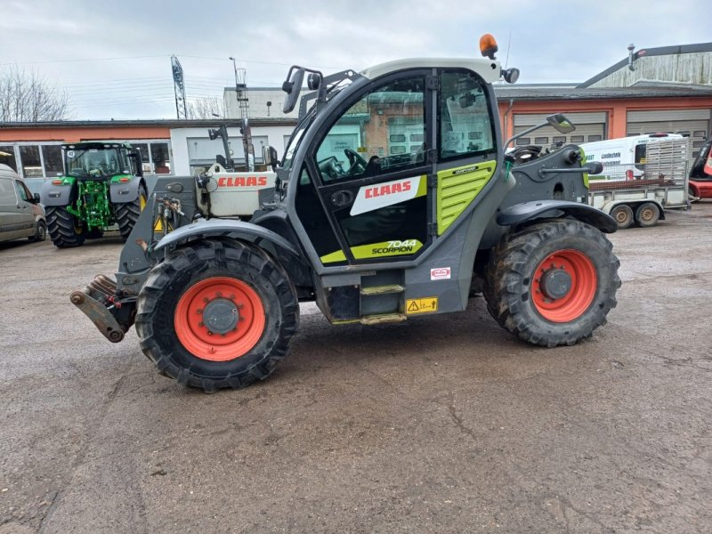 Teleskoplader typu CLAAS Scorpion 7044, Gebrauchtmaschine v Neubrandenburg