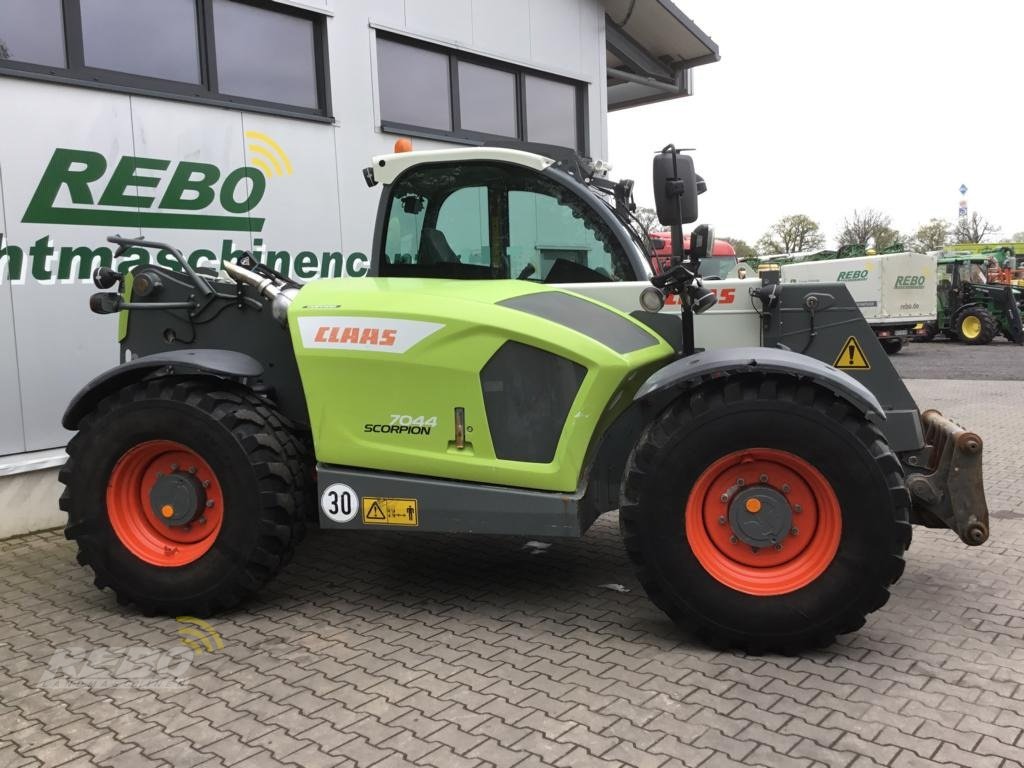 Teleskoplader Türe ait CLAAS Scorpion 7044, Gebrauchtmaschine içinde Albersdorf (resim 4)