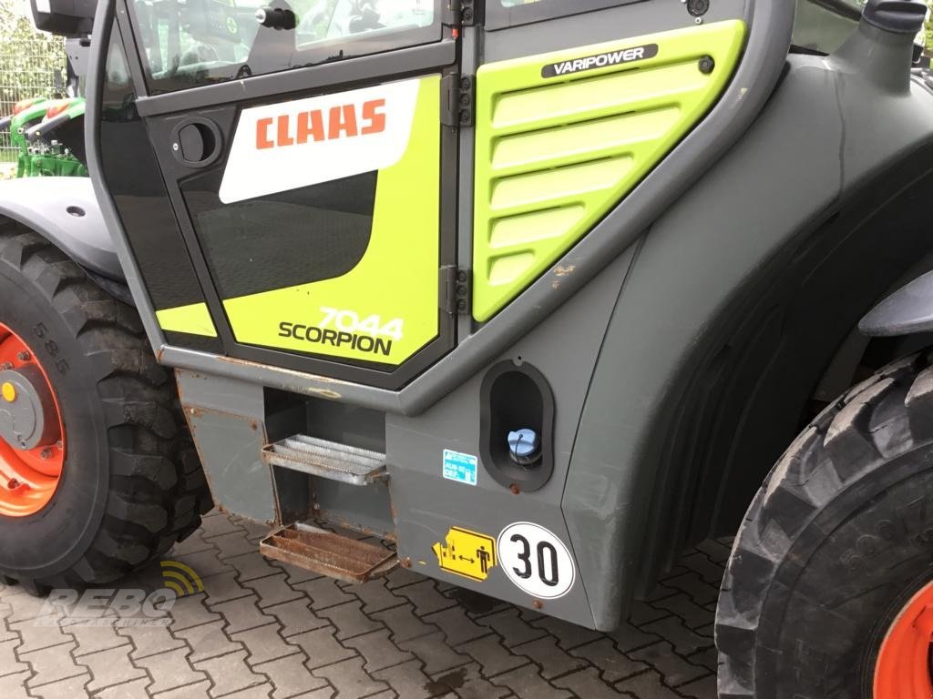 Teleskoplader типа CLAAS SCORPION 7044, Gebrauchtmaschine в Neuenkirchen-Vörden (Фотография 20)