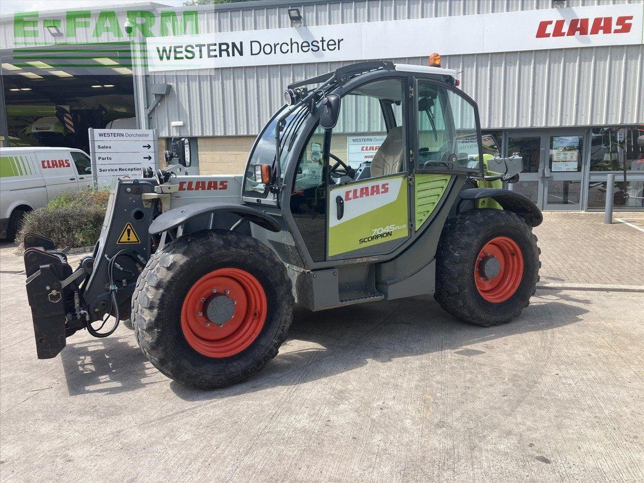 Teleskoplader typu CLAAS SCORPION 7045, Gebrauchtmaschine w CIRENCESTER (Zdjęcie 1)