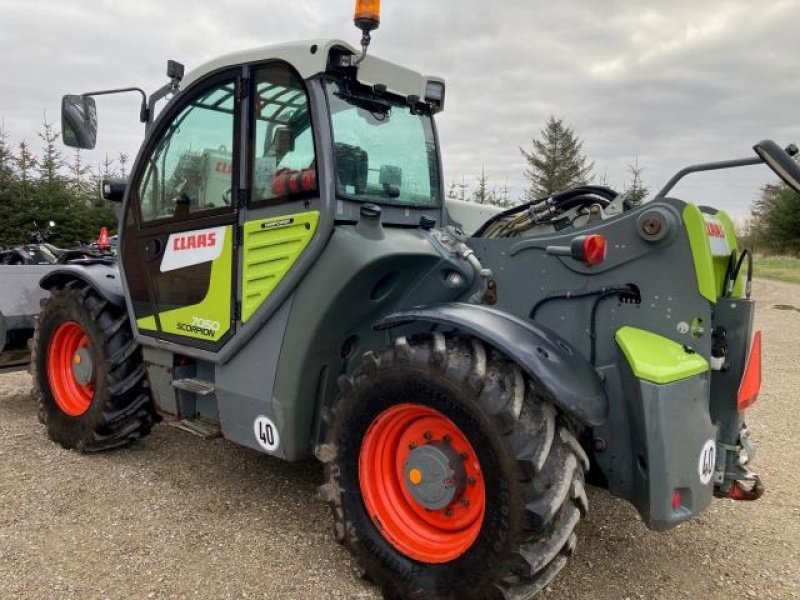 Teleskoplader du type CLAAS SCORPION 7050, Gebrauchtmaschine en Videbæk (Photo 2)