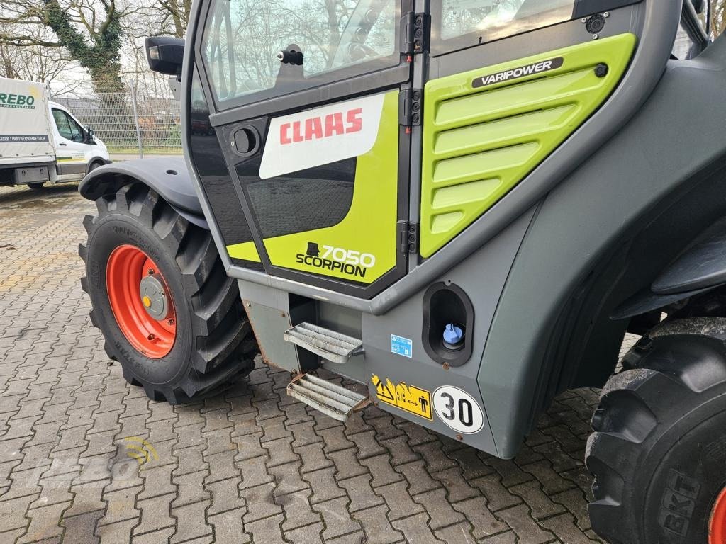 Teleskoplader des Typs CLAAS Scorpion 7050, Gebrauchtmaschine in Neuenkirchen-Vörden (Bild 21)