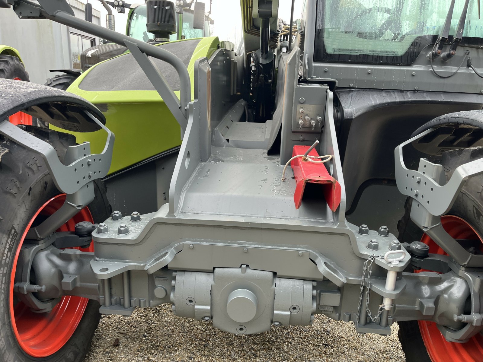 Teleskoplader van het type CLAAS SCORPION 7055, Gebrauchtmaschine in PONTIVY (Foto 4)