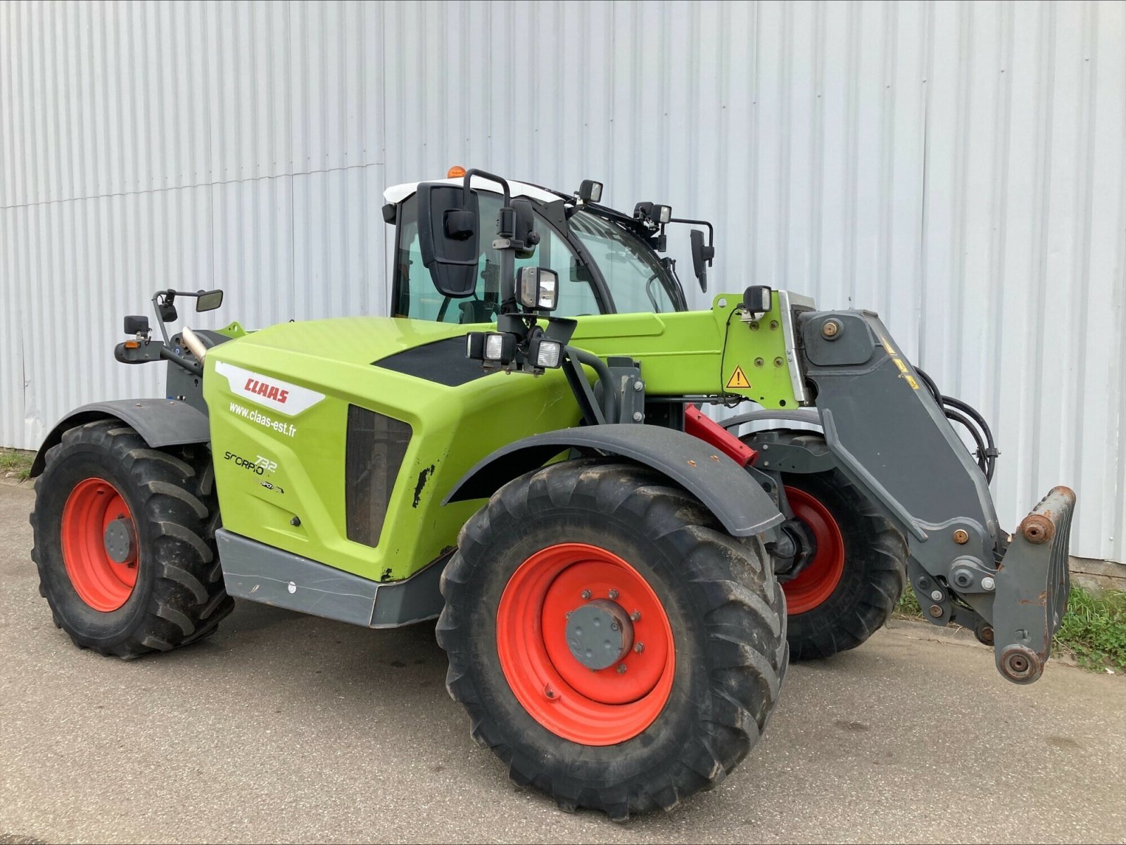 Teleskoplader van het type CLAAS SCORPION 732, Gebrauchtmaschine in CHEMINOT (Foto 2)