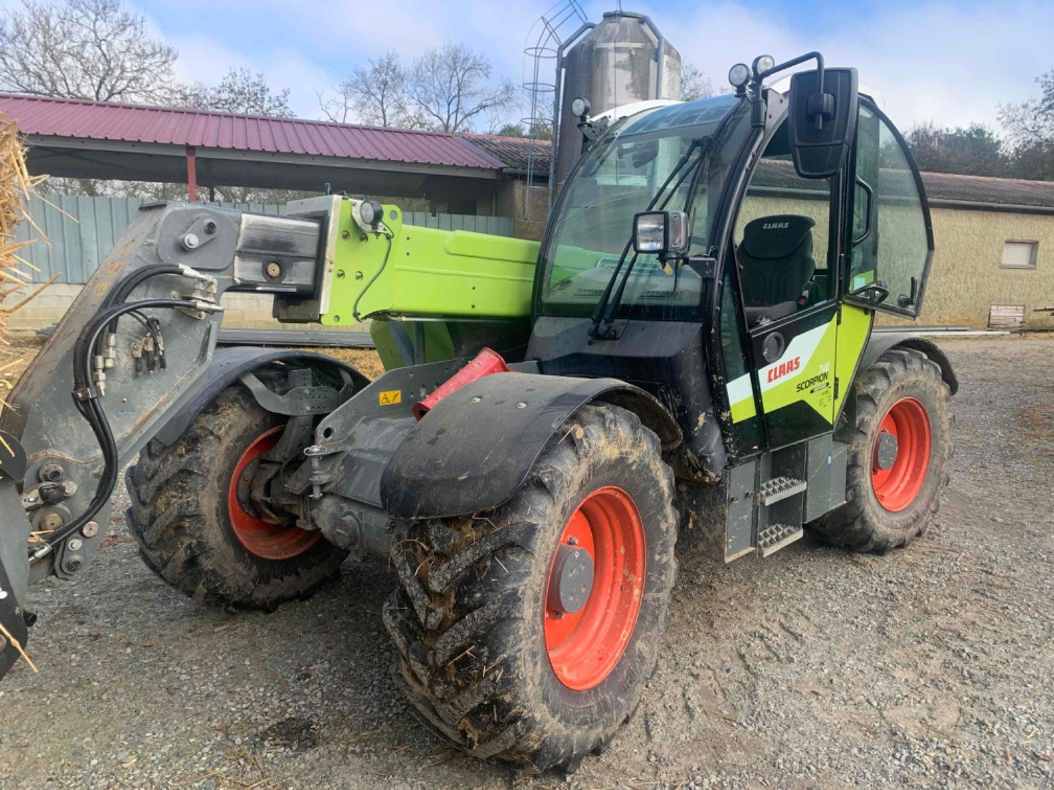 Teleskoplader du type CLAAS SCORPION 741 VARIPOWE, Gebrauchtmaschine en ORLEIX (Photo 3)