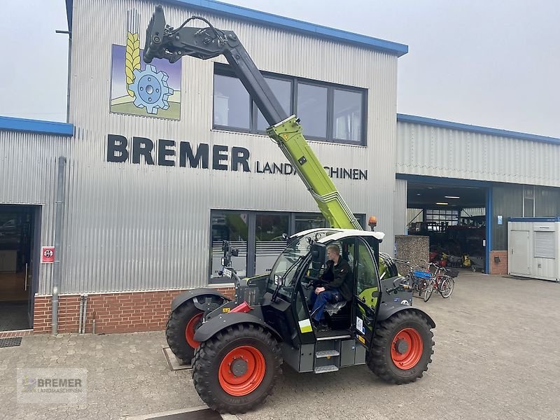 Teleskoplader типа CLAAS SCORPION 741 VP Stage V   Technikjahr 2023, Gebrauchtmaschine в Asendorf (Фотография 1)