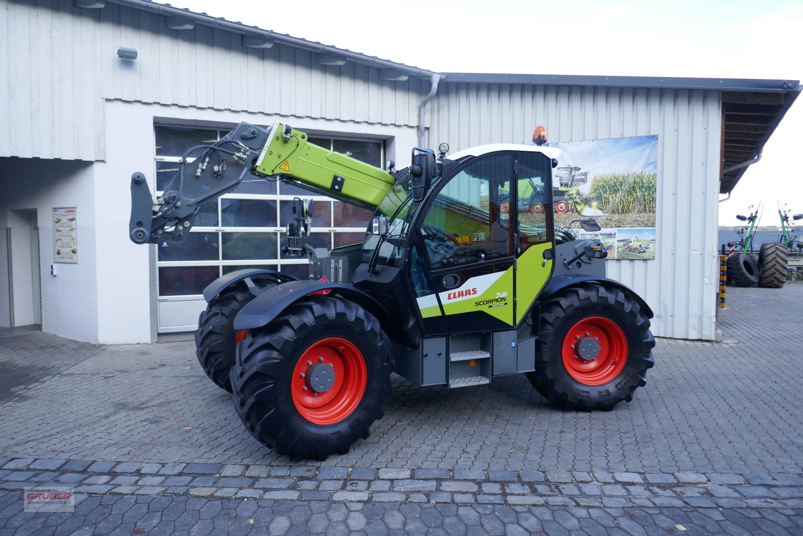 Teleskoplader des Typs CLAAS Scorpion 741 VP, Gebrauchtmaschine in Dorfen (Bild 1)