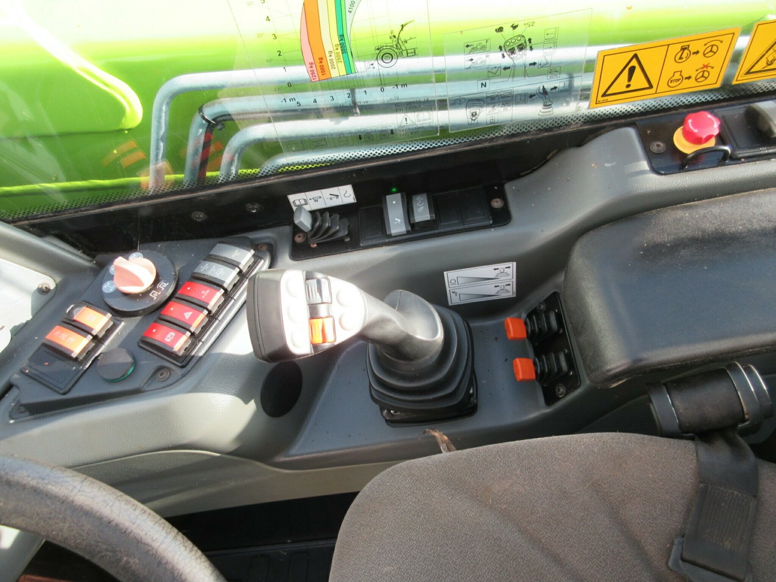 Teleskoplader tip CLAAS SCORPION 741 VPWR S5 ADVANCE, Gebrauchtmaschine in PLOUIGNEAU (Poză 8)