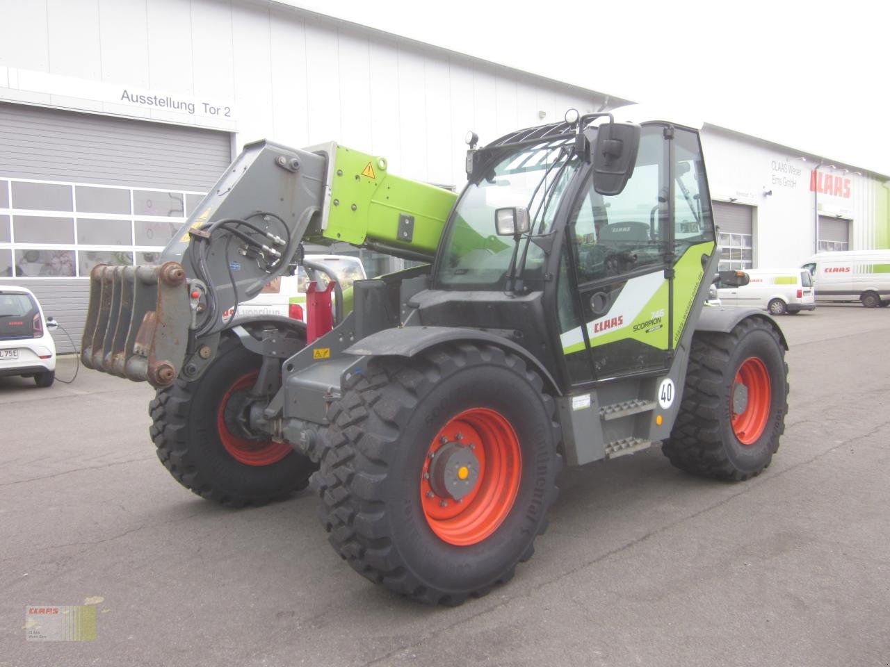 Teleskoplader of the type CLAAS SCORPION 746 VARIPOWER, Klima, 40 km/h, 500er Räder NEU !, Zentralschmierung, Gebrauchtmaschine in Neerstedt (Picture 1)