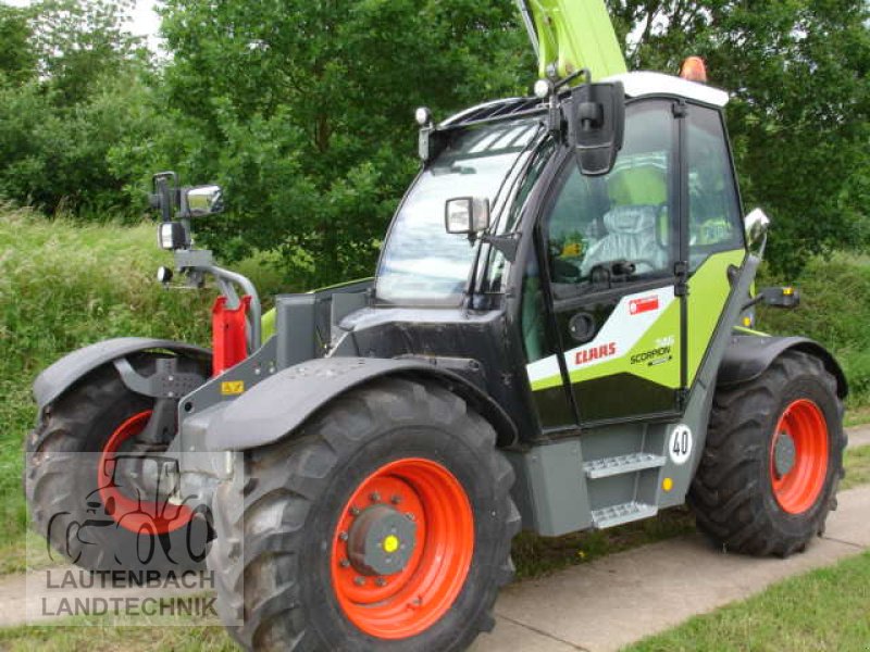 Teleskoplader of the type CLAAS Scorpion 746 VP, Neumaschine in Rollshausen (Picture 1)