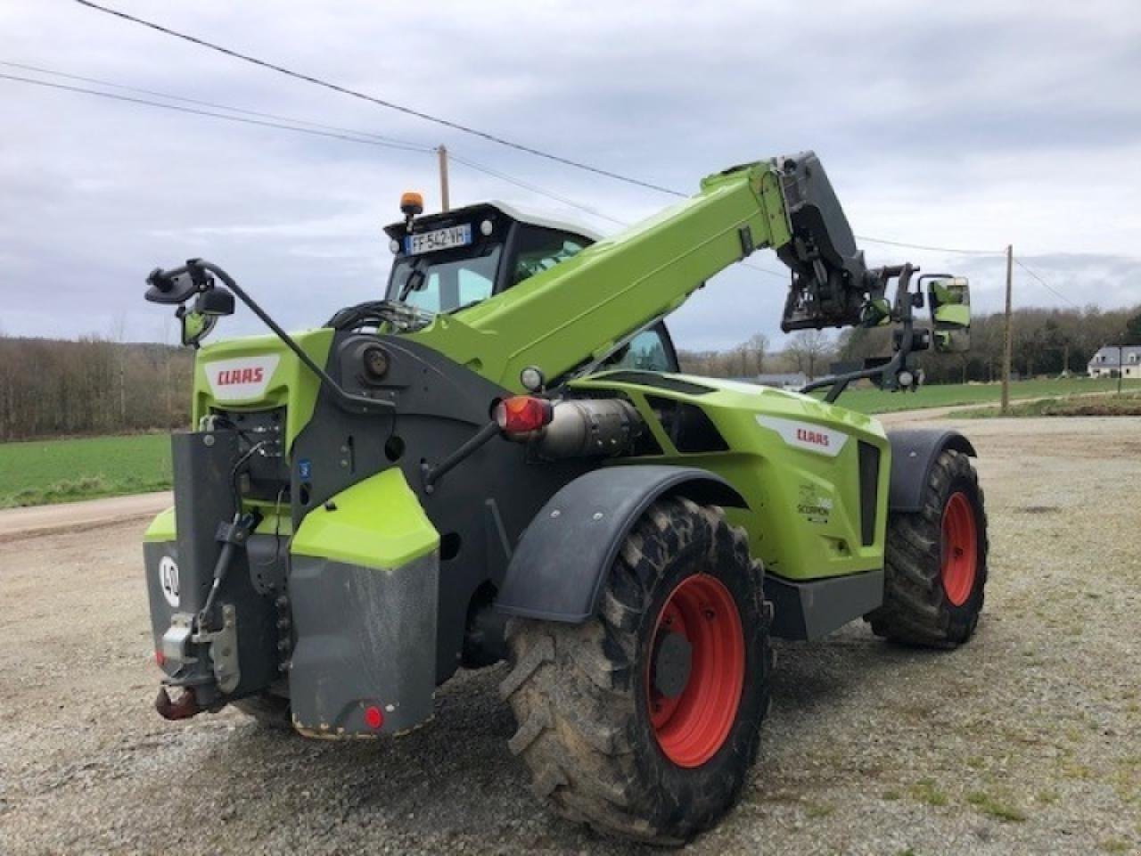 Teleskoplader типа CLAAS scorpion 746 vpwr (k35/400), Gebrauchtmaschine в PONTIVY (56 - MORBIHAN) (Фотография 4)