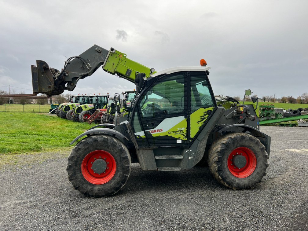 Teleskoplader typu CLAAS SCORPION 756, Gebrauchtmaschine v ST ELIX THEUX (Obrázok 4)