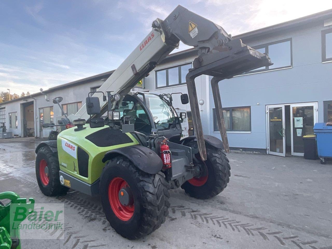 Teleskoplader tip CLAAS SCORPION 9055, Gebrauchtmaschine in OBERNDORF-HOCHMOESSINGEN (Poză 2)