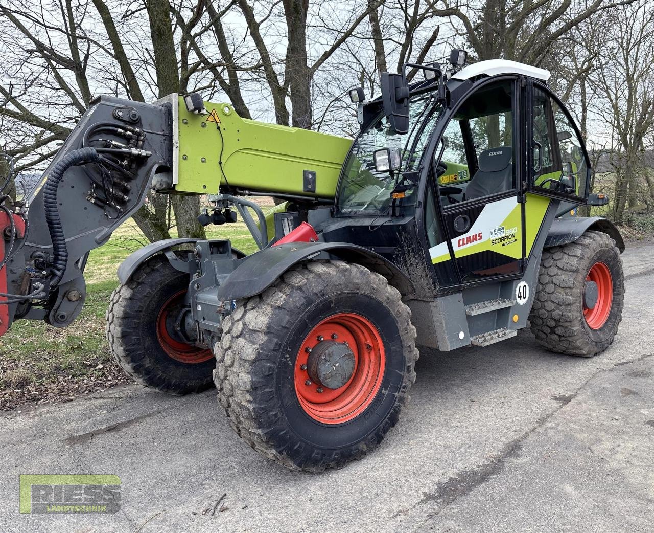 Teleskoplader del tipo CLAAS SCORPION 960 VARIPOWER, Gebrauchtmaschine en Homberg (Ohm) - Maulbach (Imagen 1)